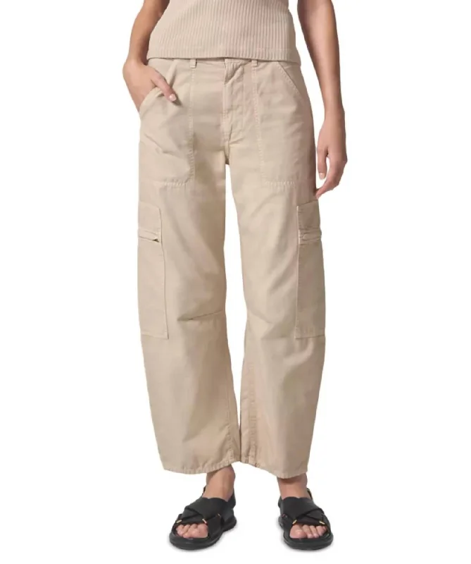 Marcelle Low Slung Cargo Jeans In Taos Sand